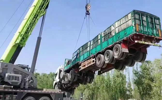 南海区道路脱困救援案例